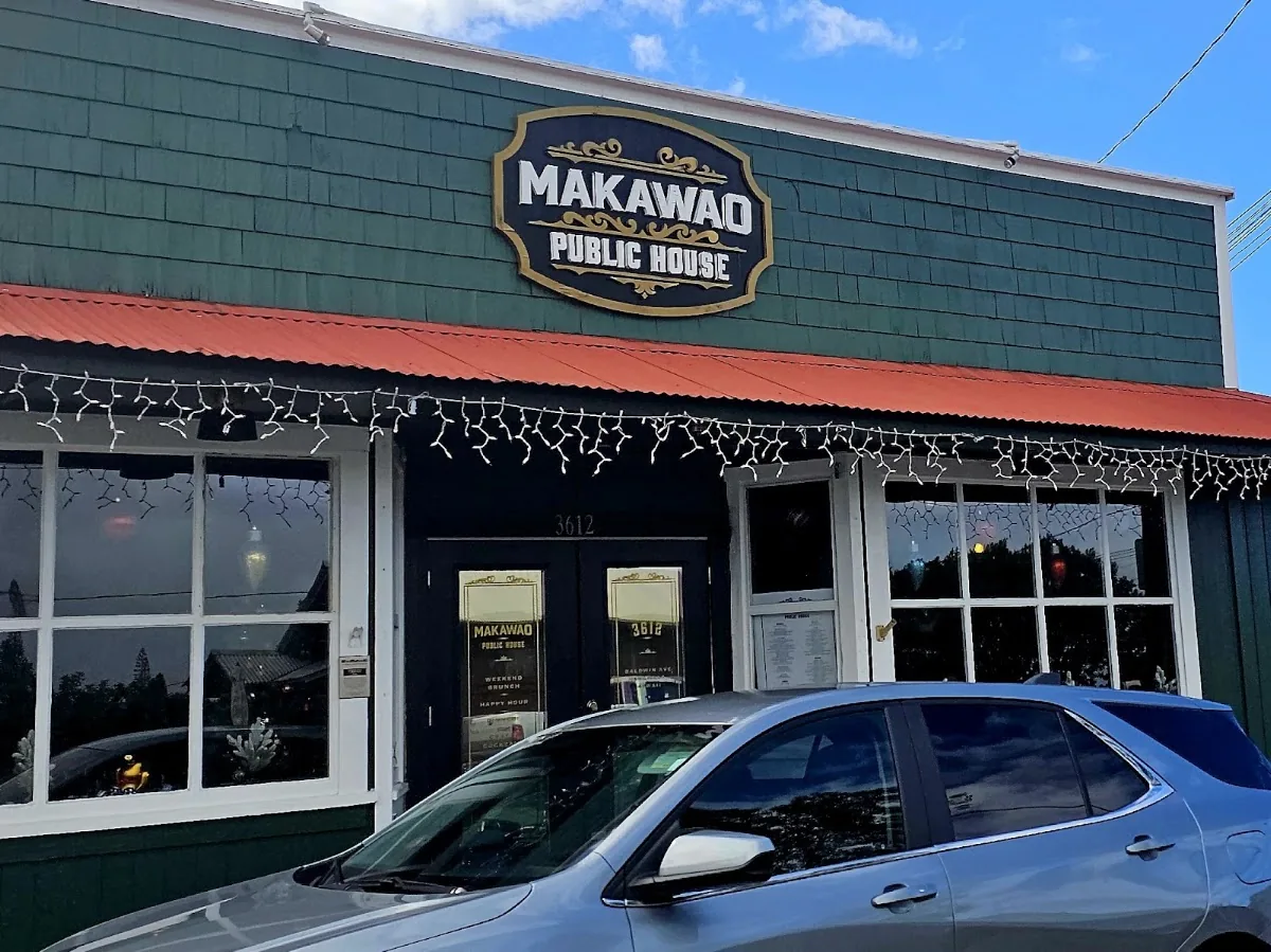 Makawao Public House